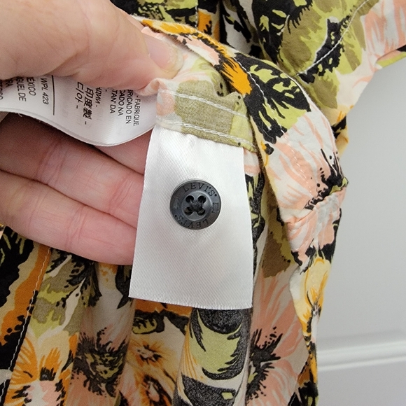 Levis Mens Short Sleeve Hawaiian Floral Button Down Shirt 2 Pocket Size M - Picture 7 of 13